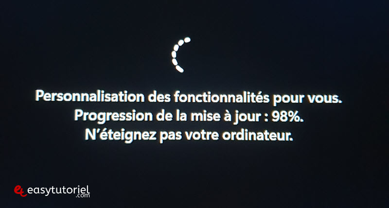 installer hyper v virtualisation windows 11 machine virtuelle redemarrage